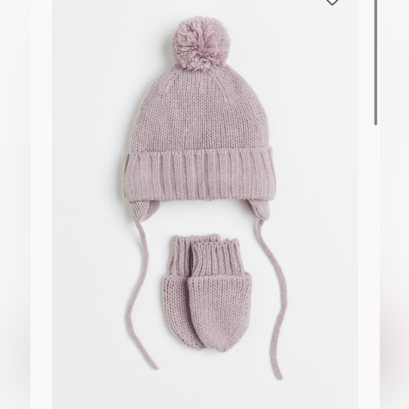 H&M Pompom Beanie & Mitten Set - Picture 1 of 5